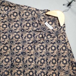 VTG Chaus 100% Silk Shirt Womens 14 Black Tan Floral Tile‎ Print Button 90s Top